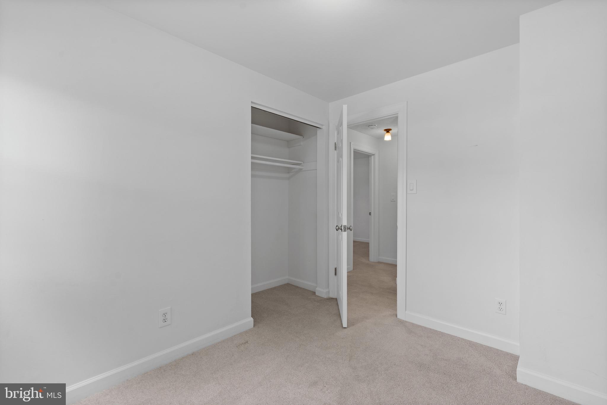 5501 HENDERSON WAY