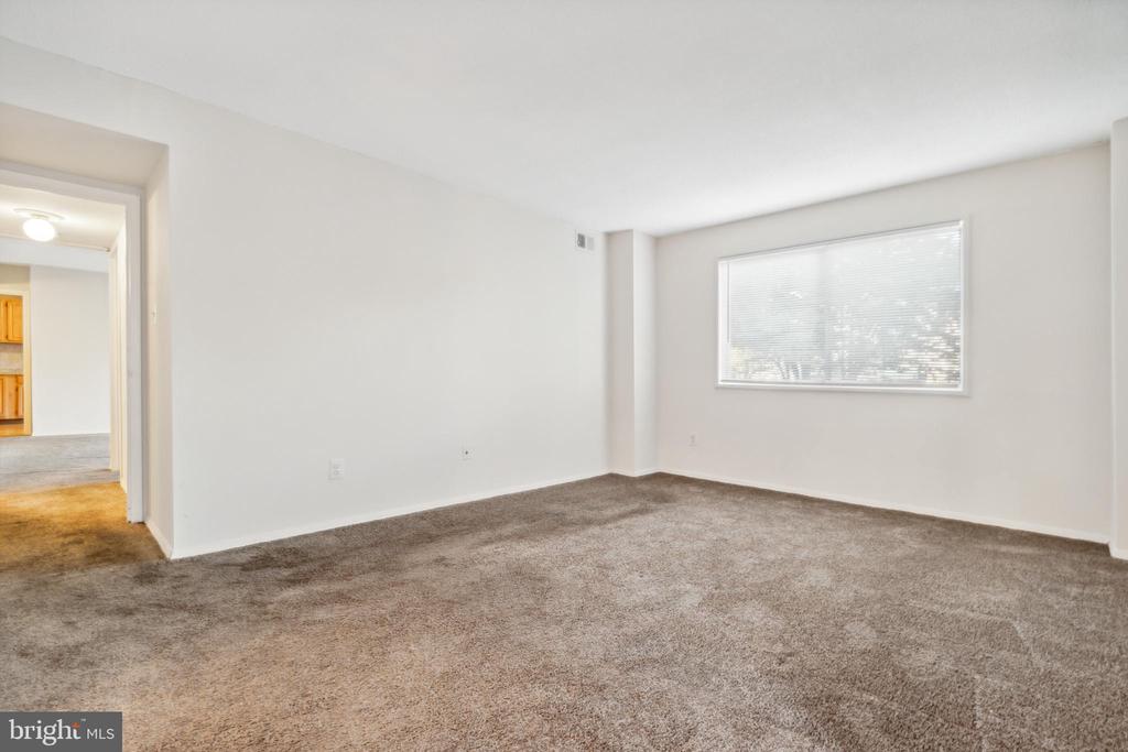1836 Metzerott Rd #222