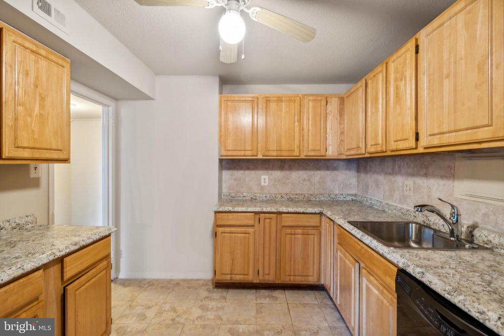 1836 Metzerott Rd #222