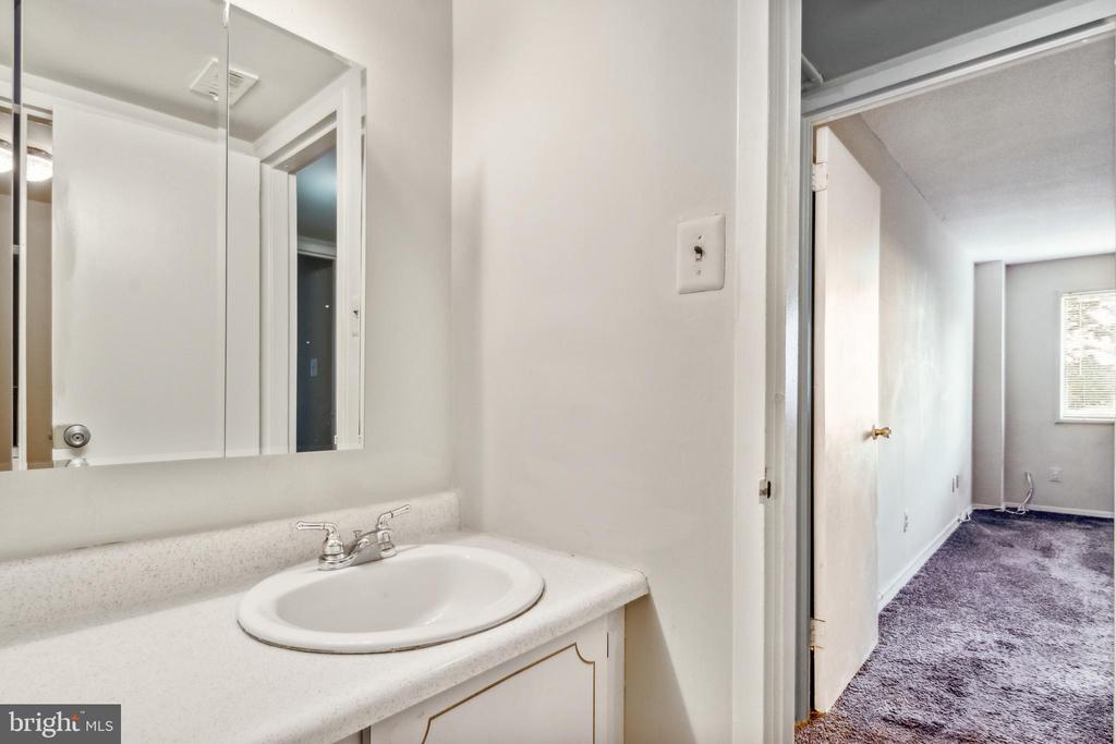 1836 Metzerott Rd #222