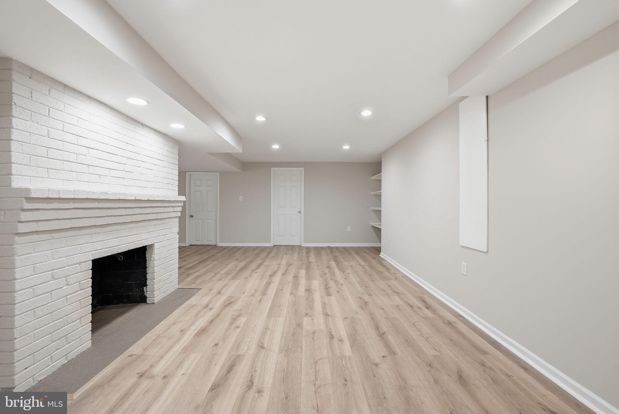 4915 SHARON ROAD