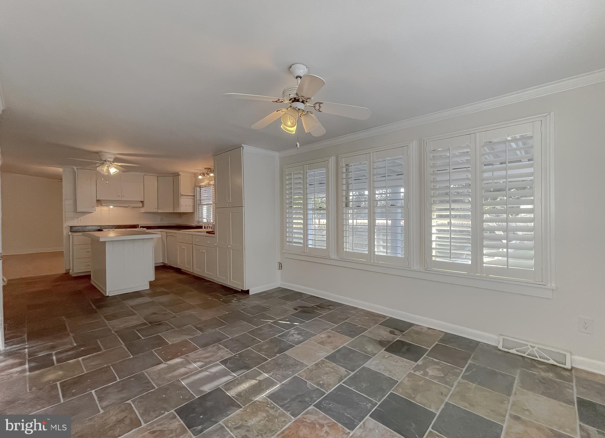 44661 Deerfield Rd