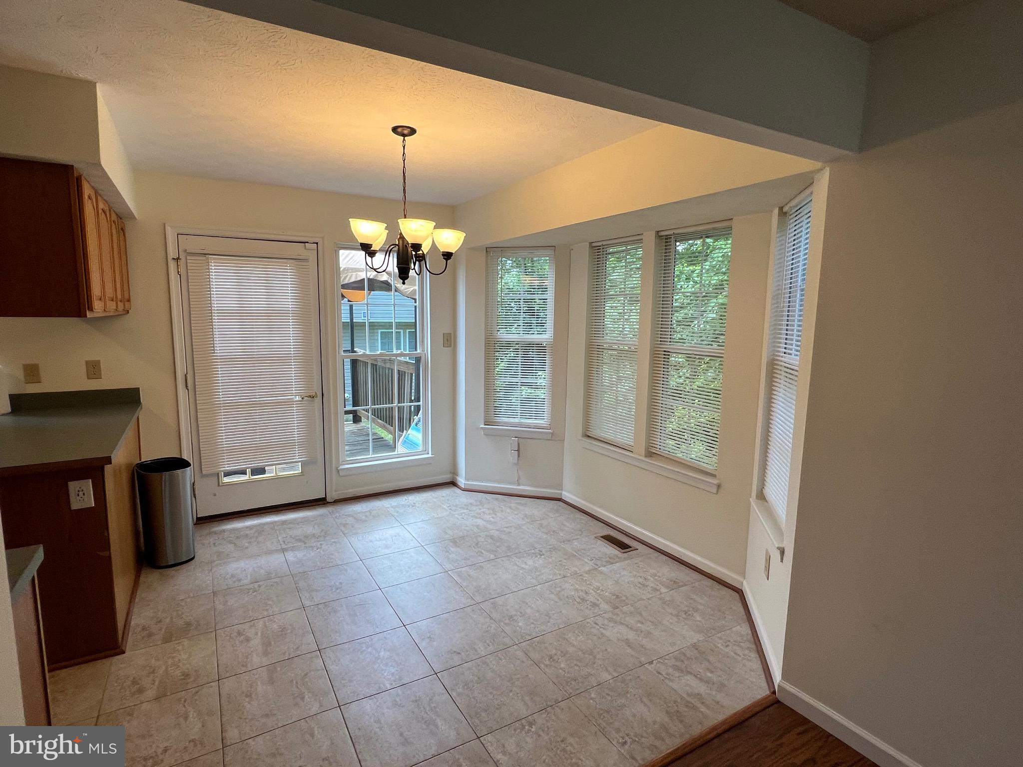 22675 KINNEGAD DR