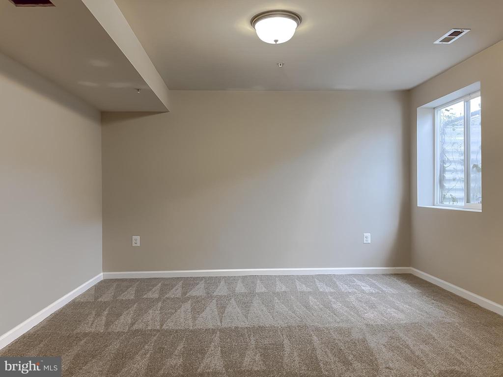 20835 Flour Mill Ct