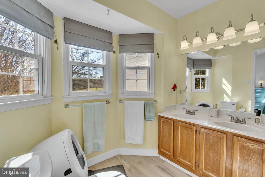 22115 Saint Josephs Cir
