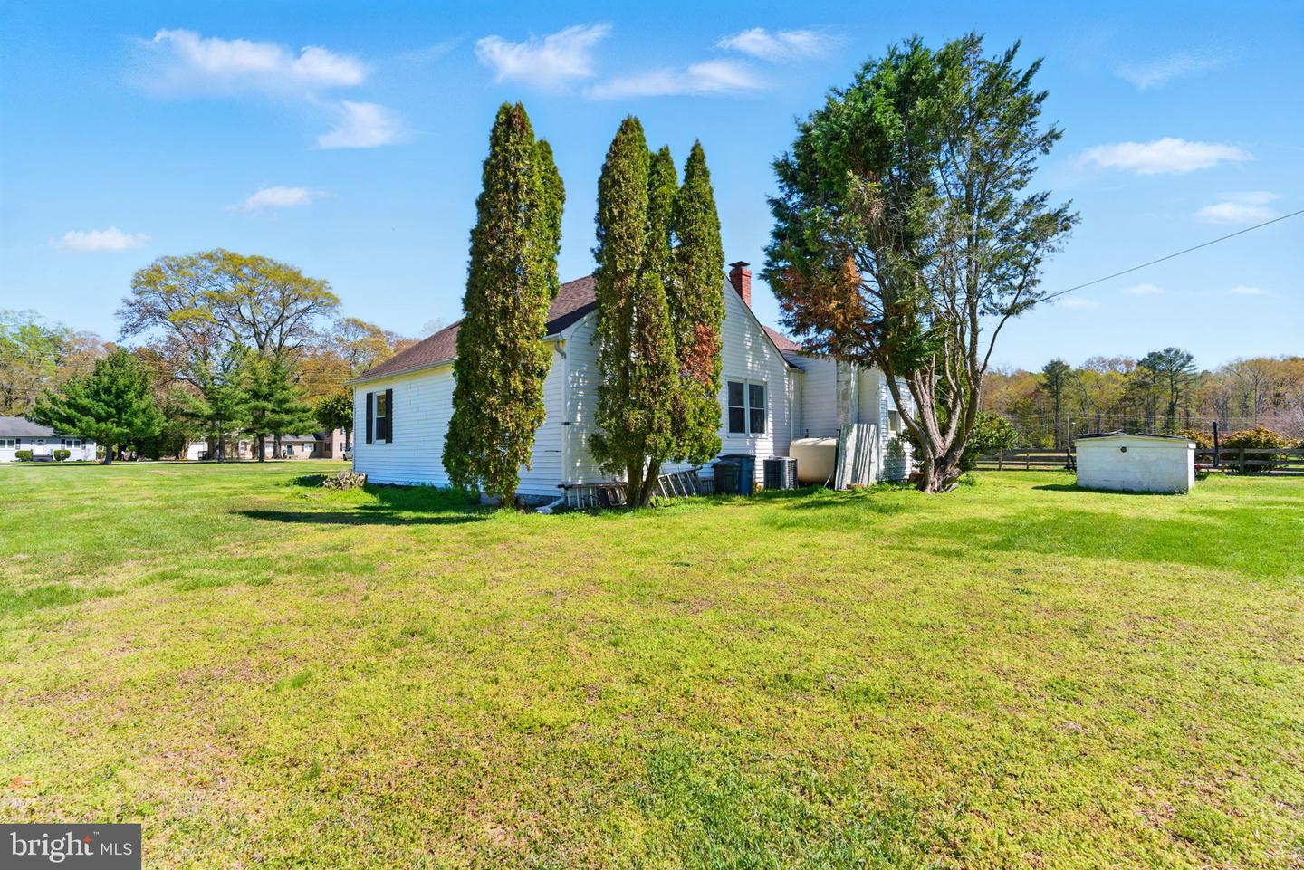 20483 White Point Rd