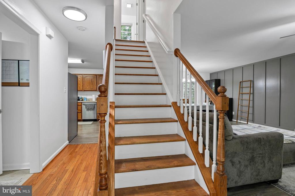583 NORWICH DRIVE