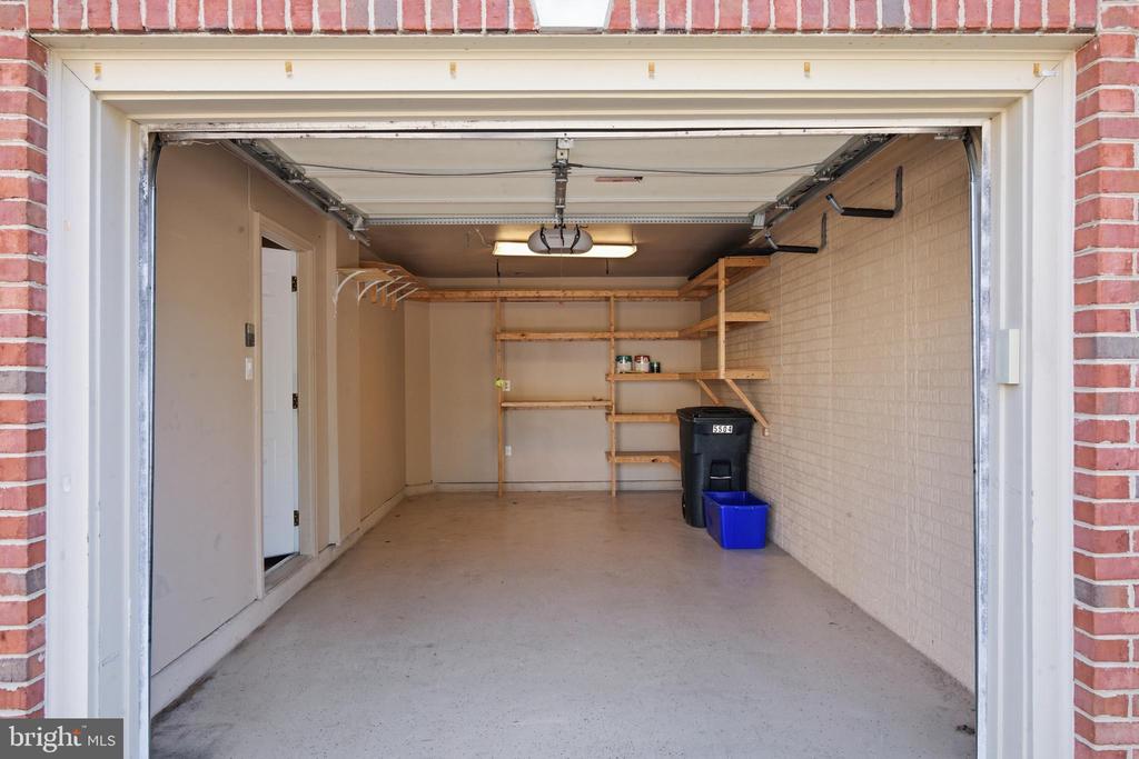 5504 SACRAMENTO MEWS PLACE