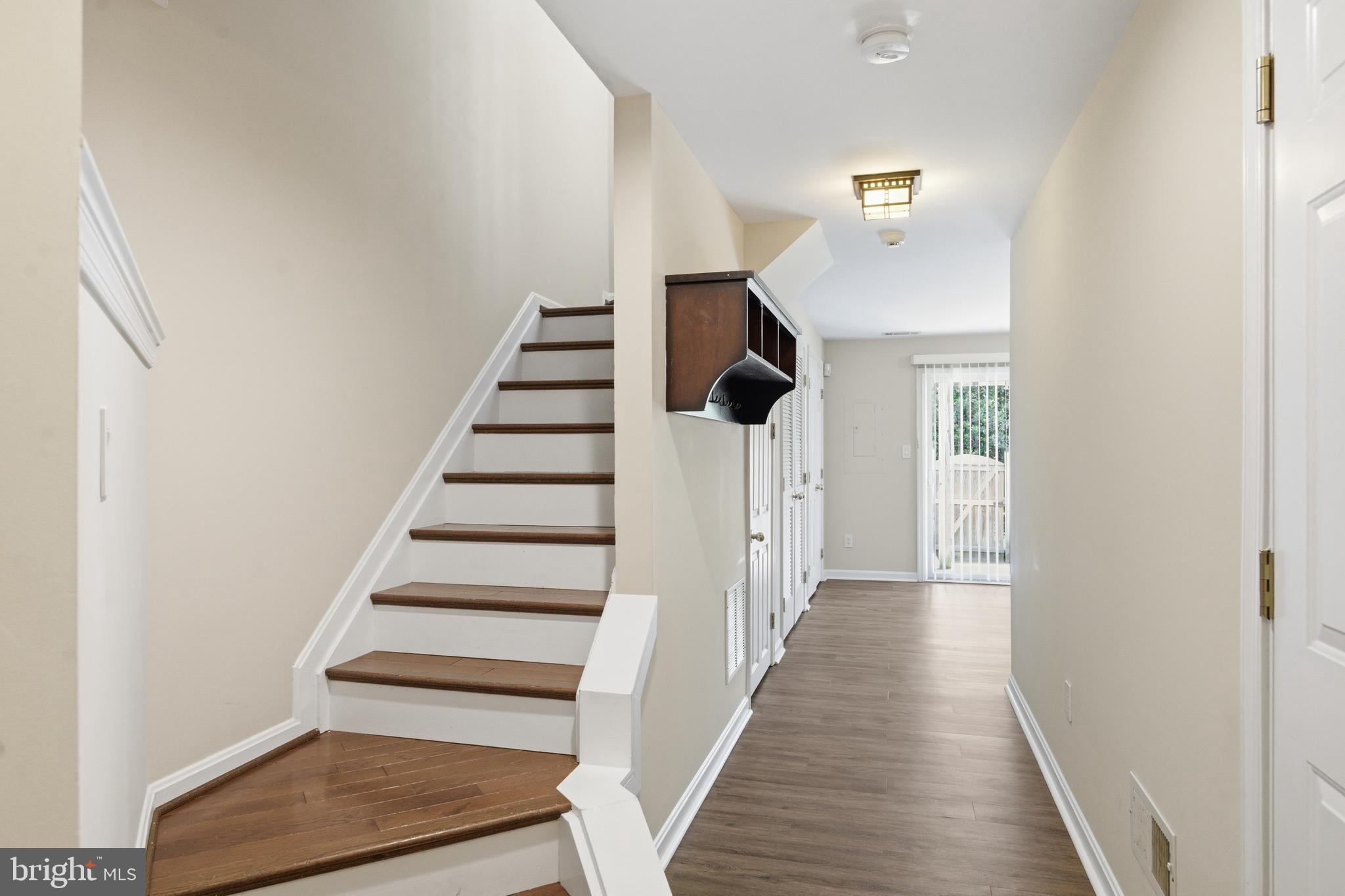 5504 SACRAMENTO MEWS PLACE