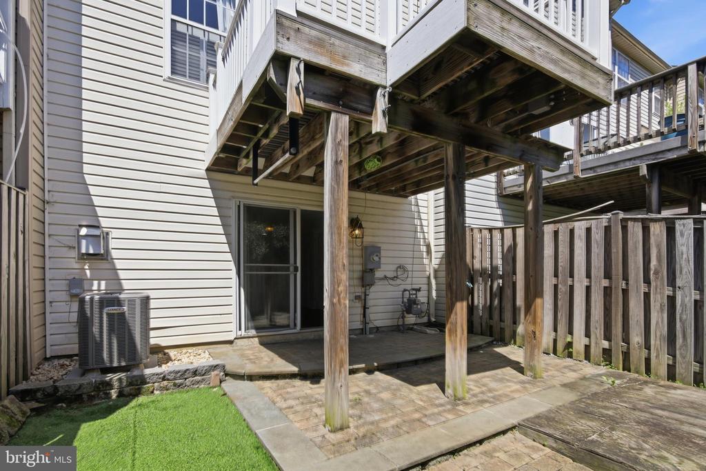 5504 SACRAMENTO MEWS PLACE