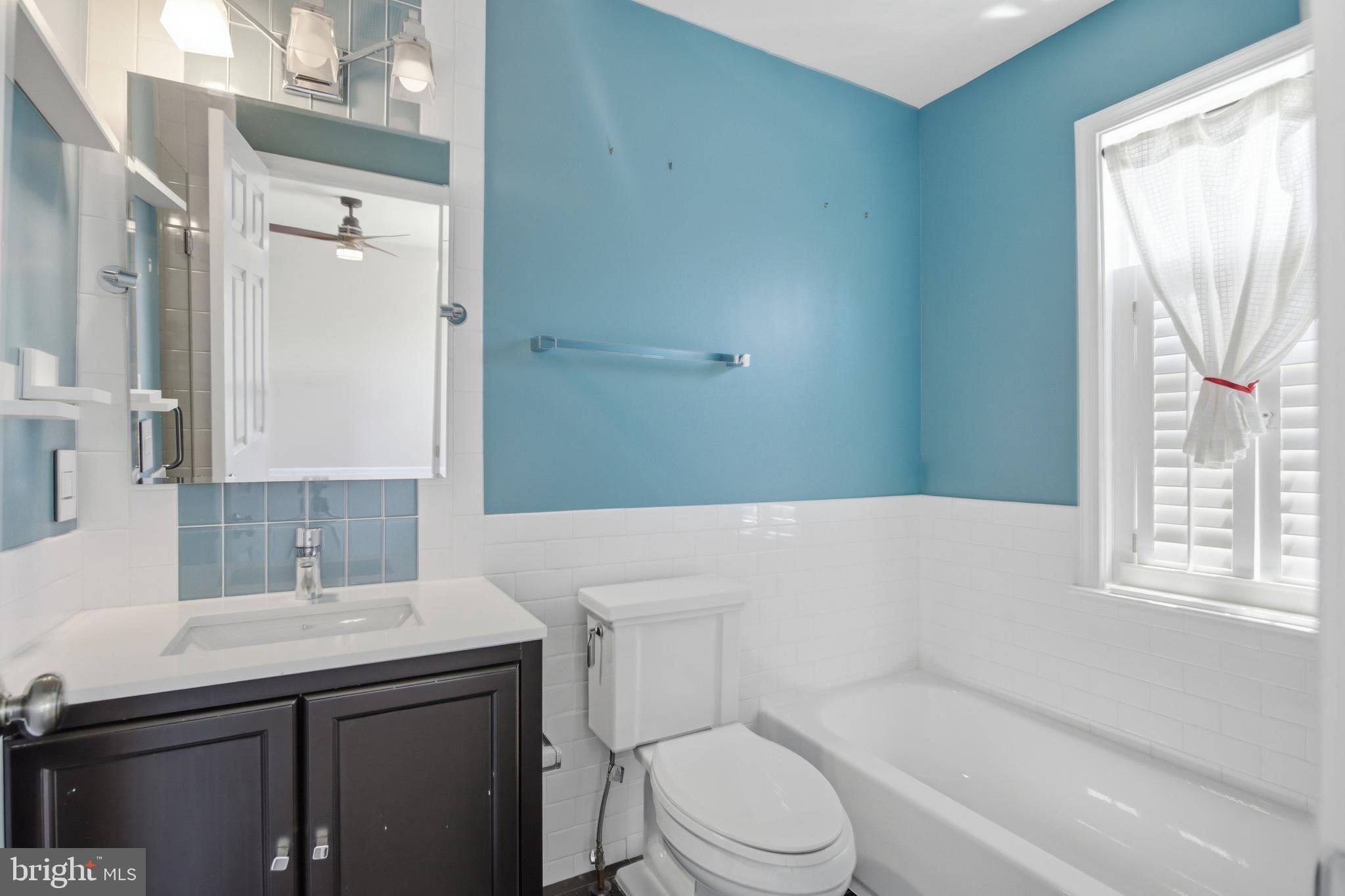 5504 SACRAMENTO MEWS PLACE