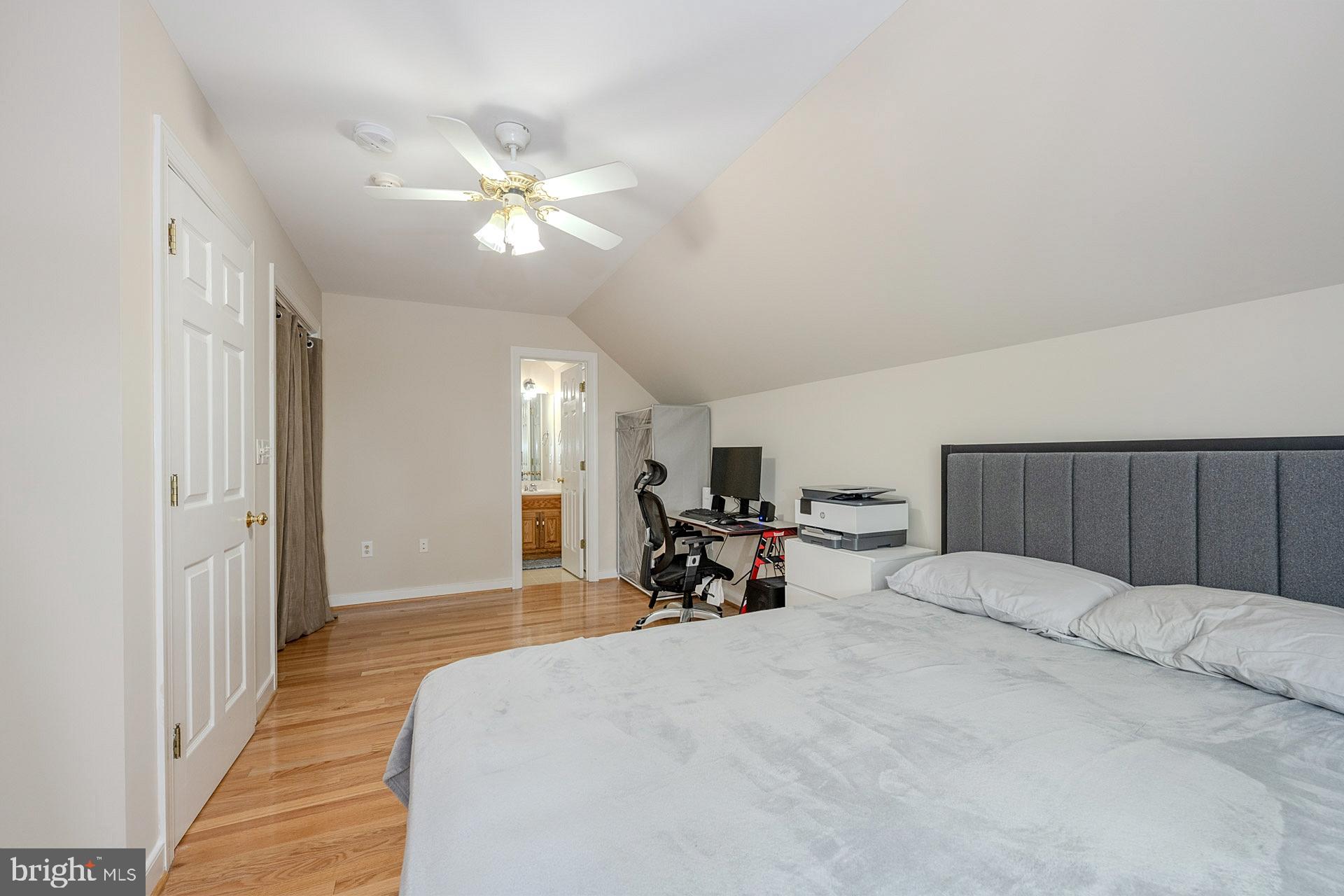 18224 GREEN BOULEVARD