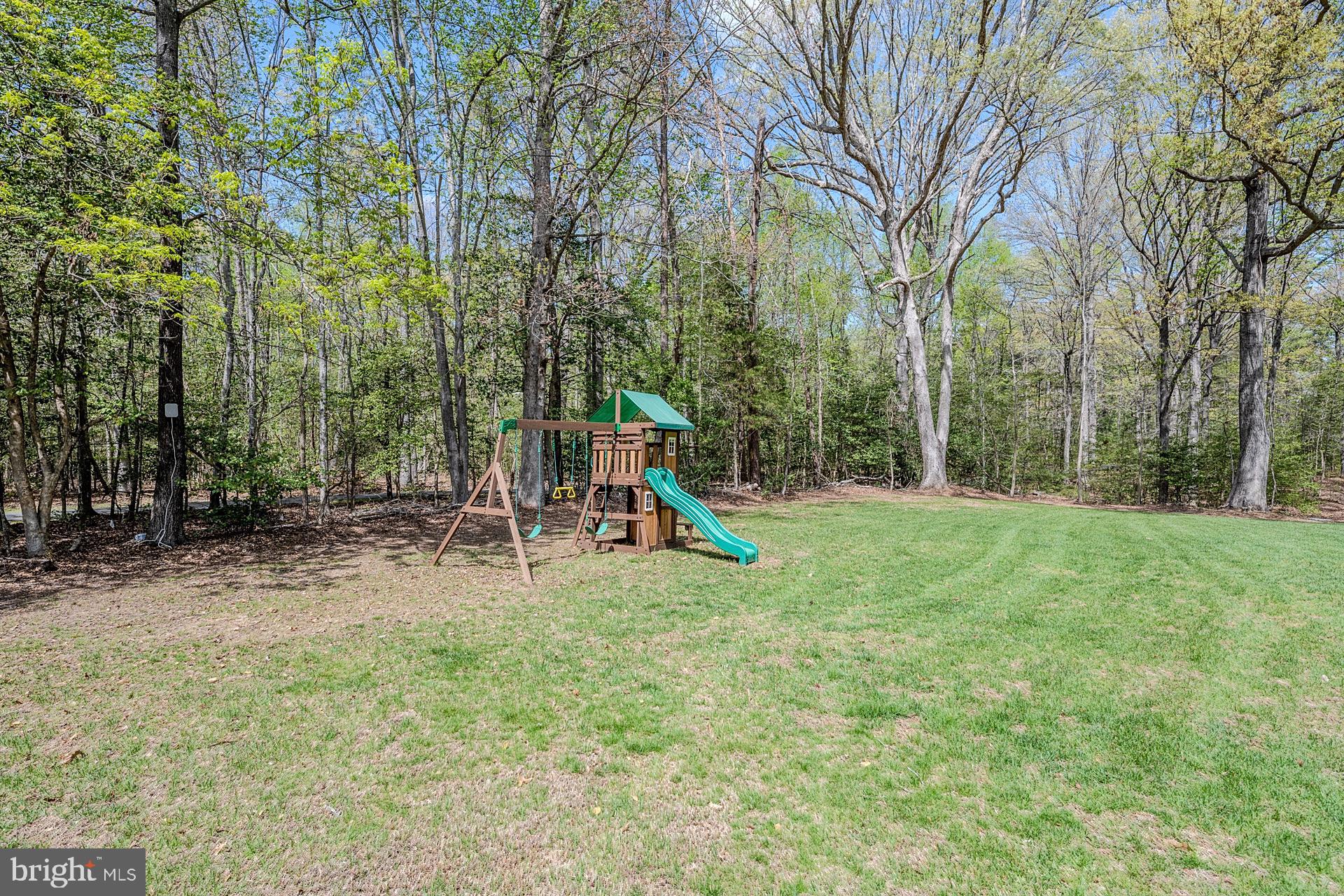 18224 GREEN BOULEVARD