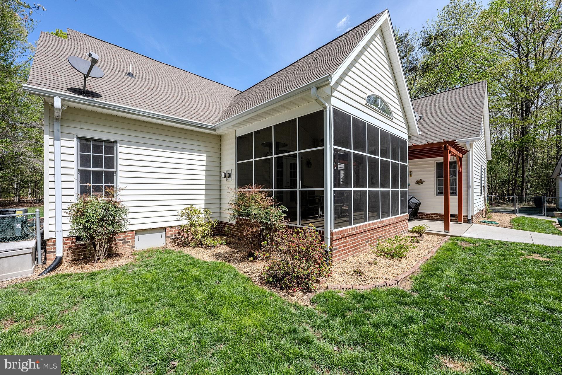 18224 GREEN BOULEVARD