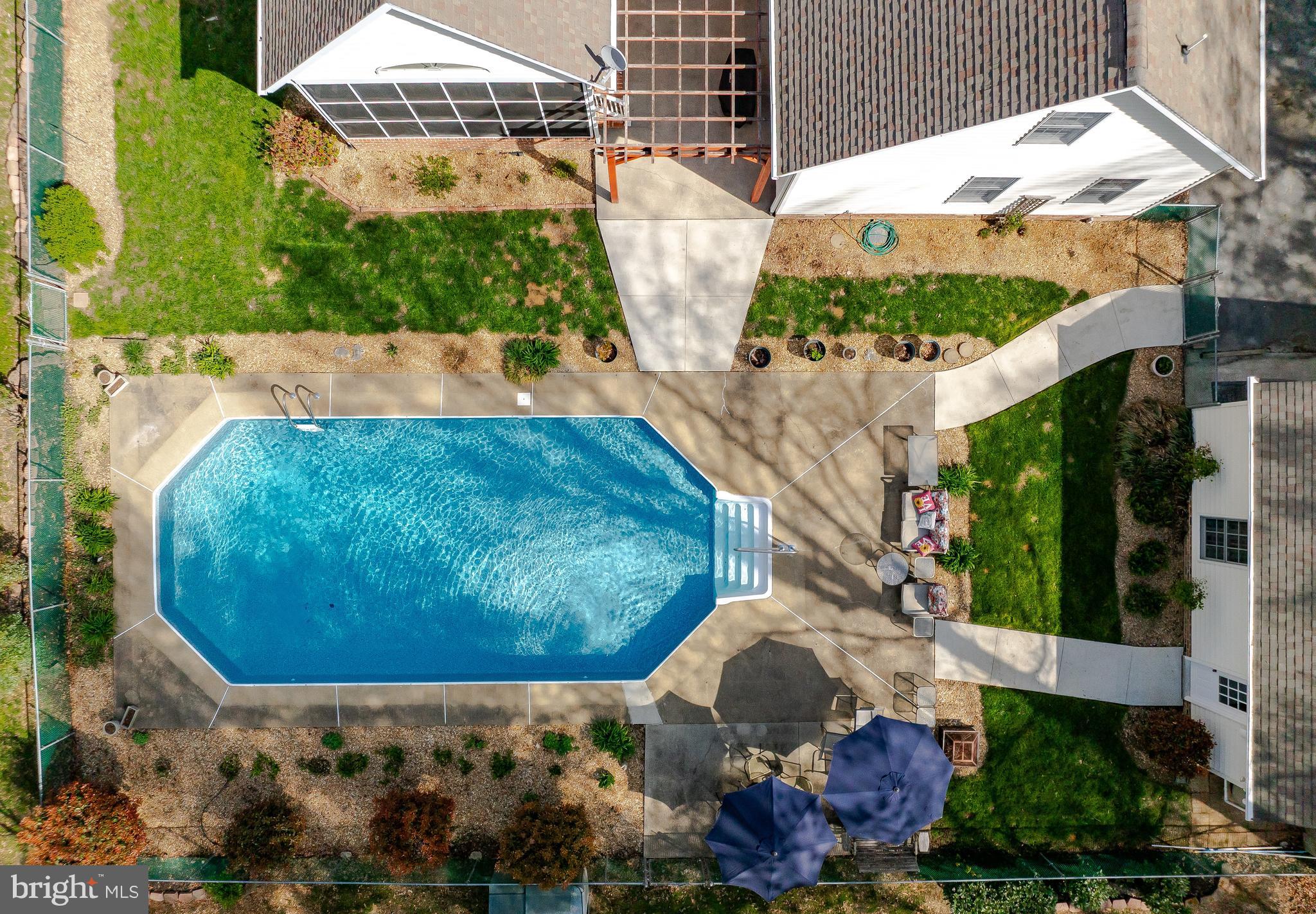 18224 GREEN BOULEVARD