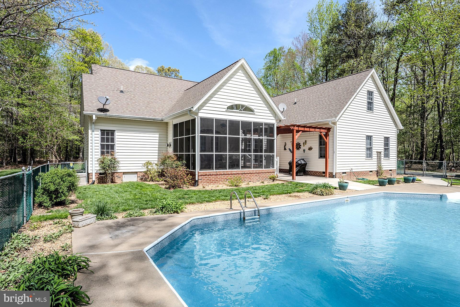 18224 GREEN BOULEVARD