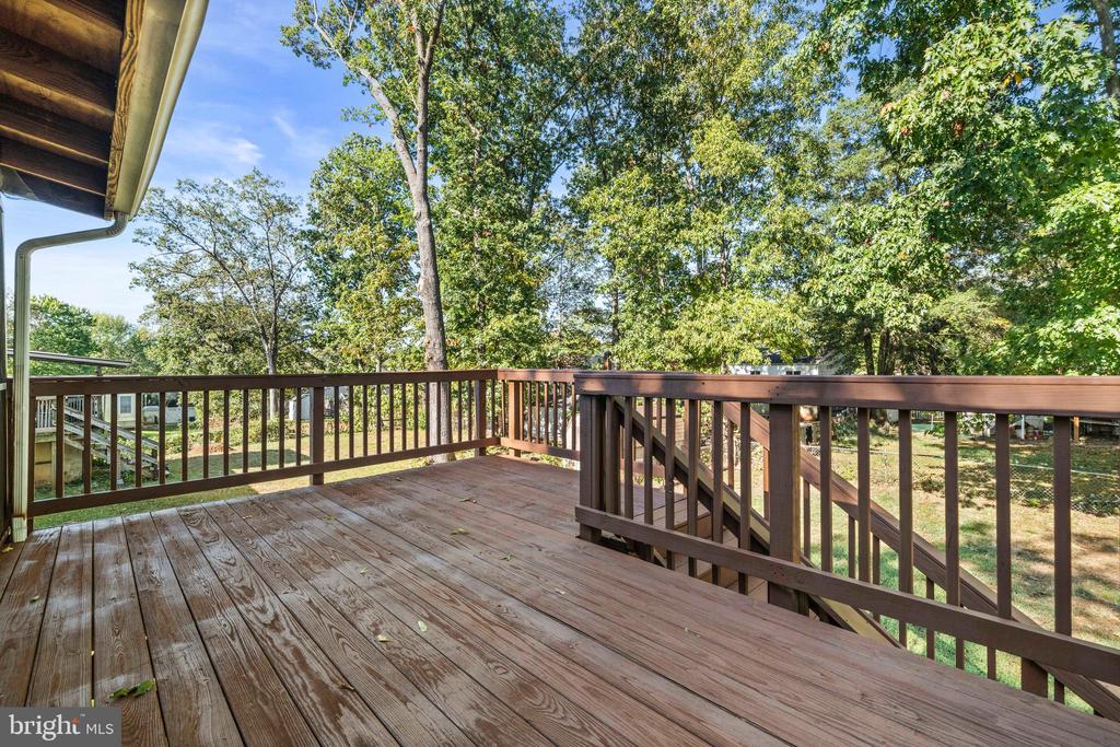 9370 FERNWOOD COURT