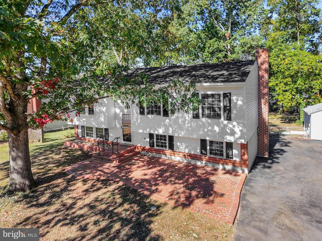 9370 FERNWOOD COURT