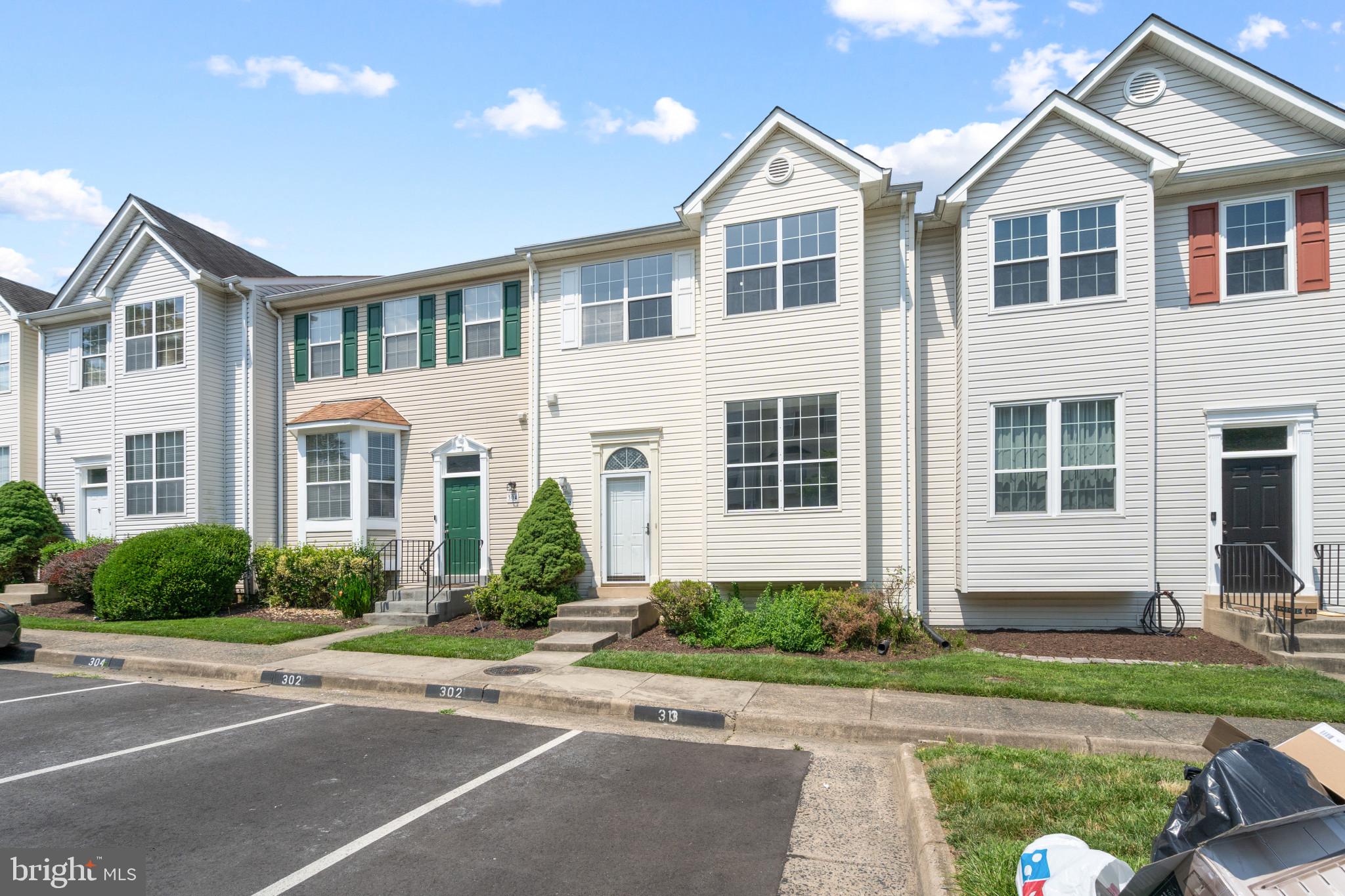 302 Wimbeldon Ct #219