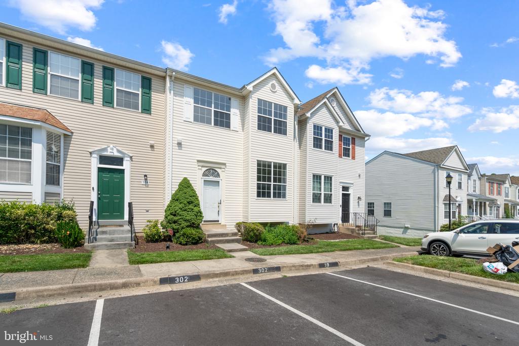 302 Wimbeldon Ct #219