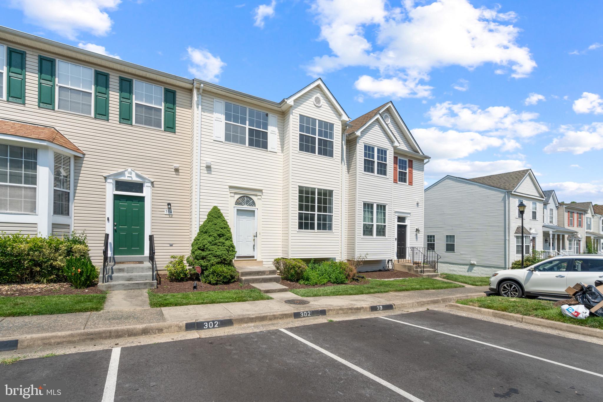 302 Wimbeldon Ct #219