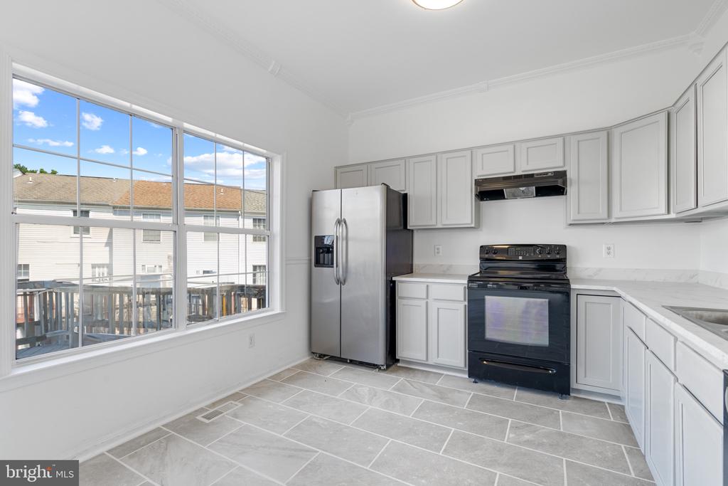 302 Wimbeldon Ct #219