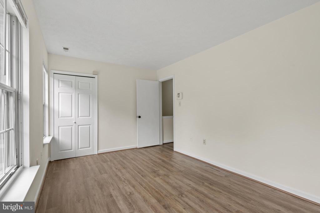 604 Cabin Ct