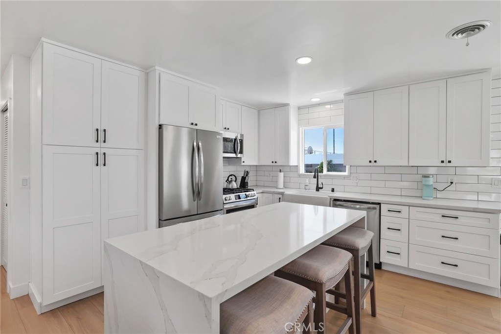 15801 Carrie Lane