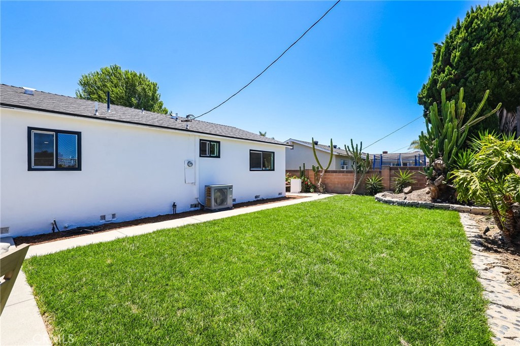 15801 Carrie Lane