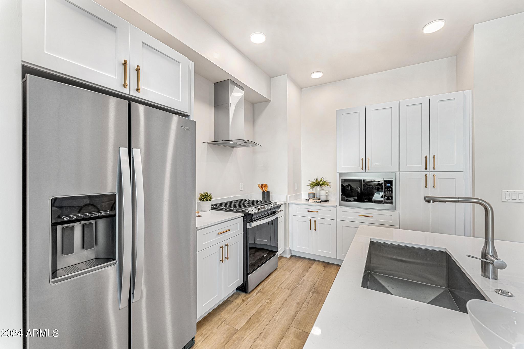 3131 N CENTRAL Avenue # 5020