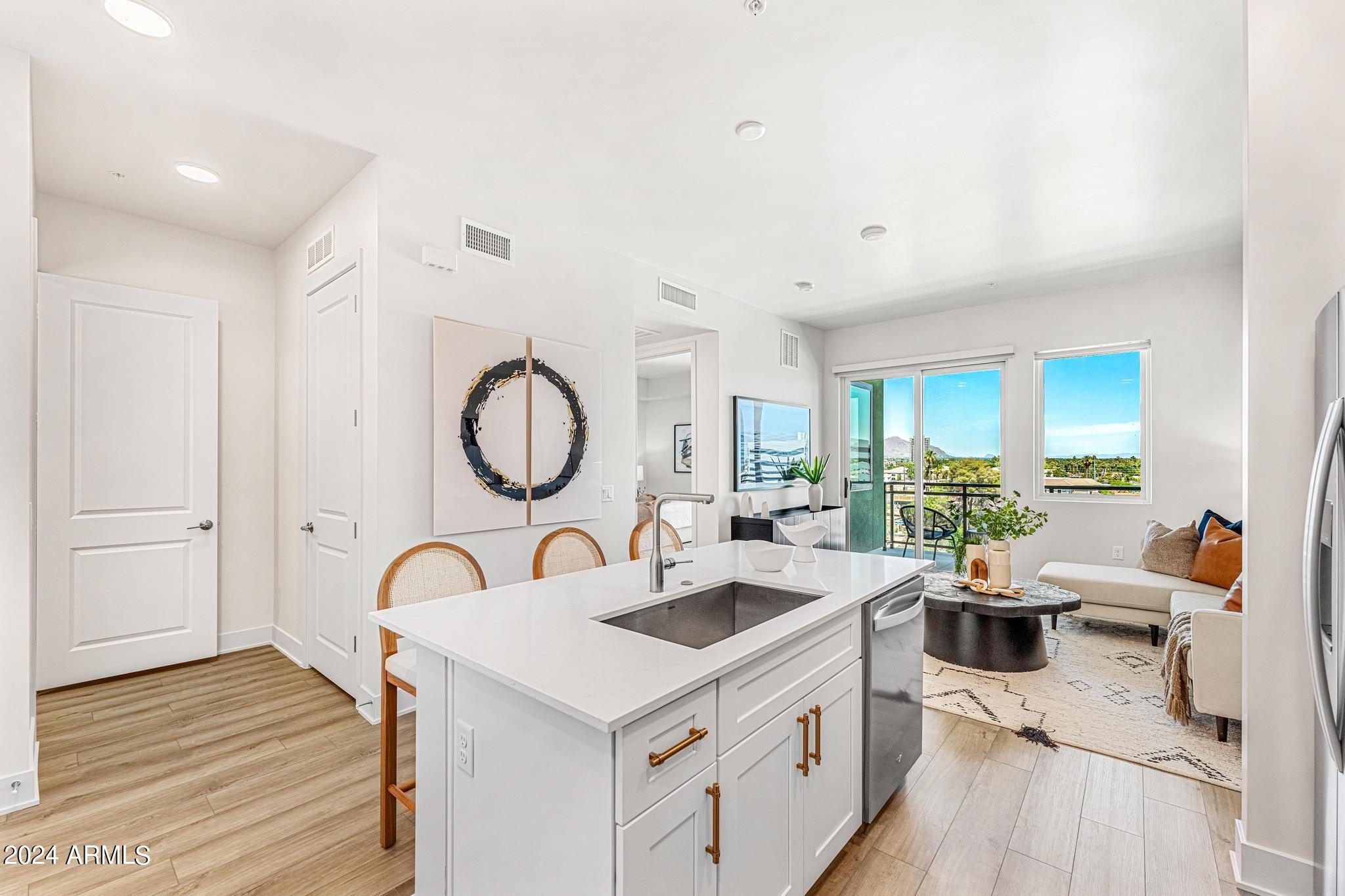 3131 N CENTRAL Avenue # 5020