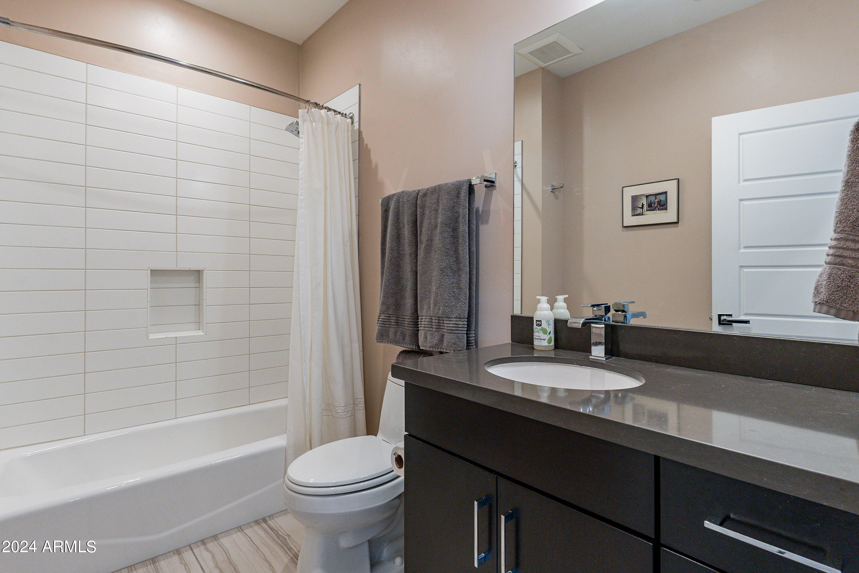 3233 N 70TH Street # 1022