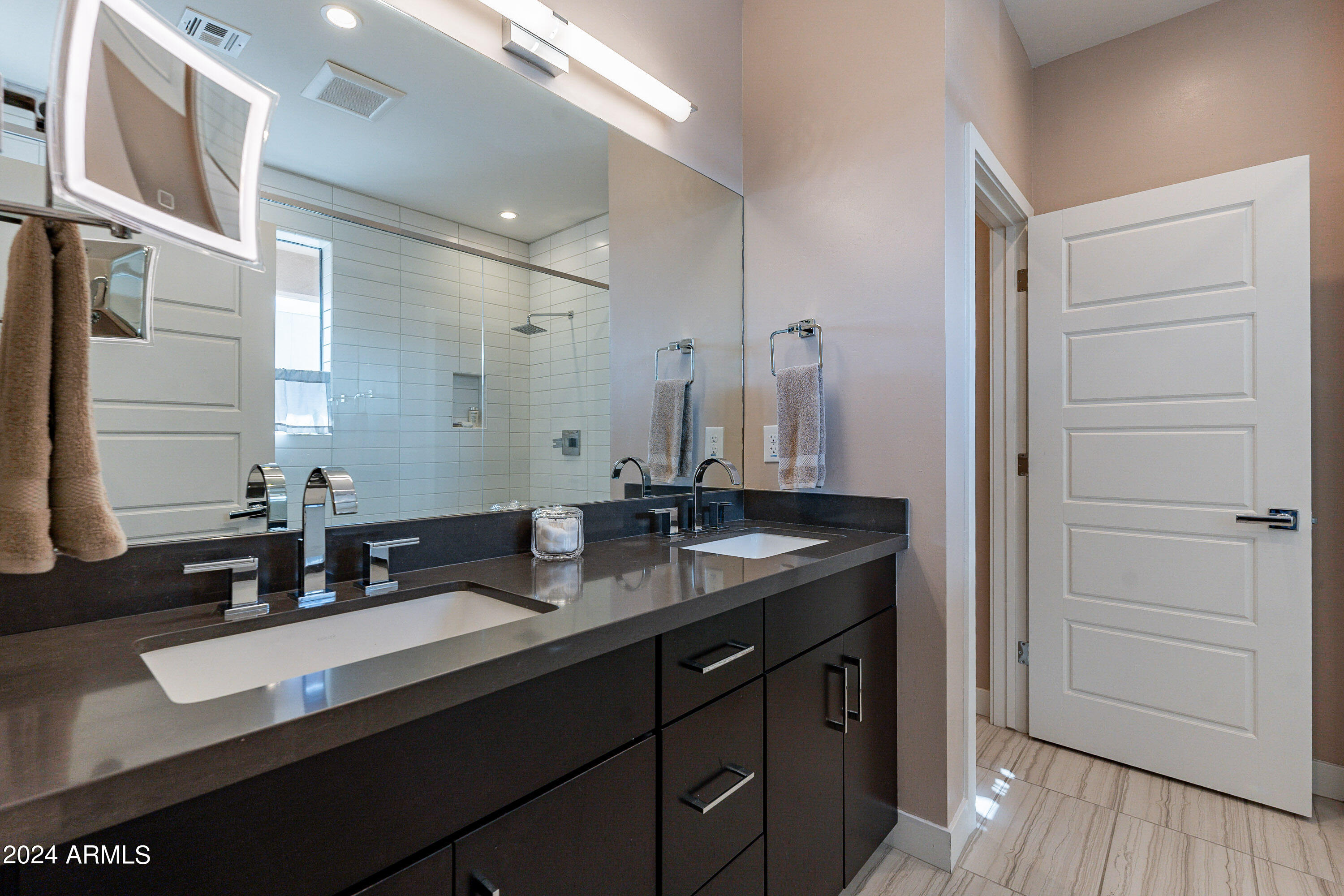 3233 N 70TH Street # 1022