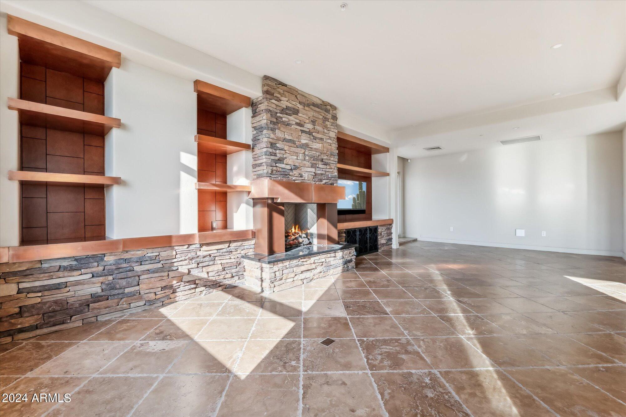 15802 N 71ST Street # 605