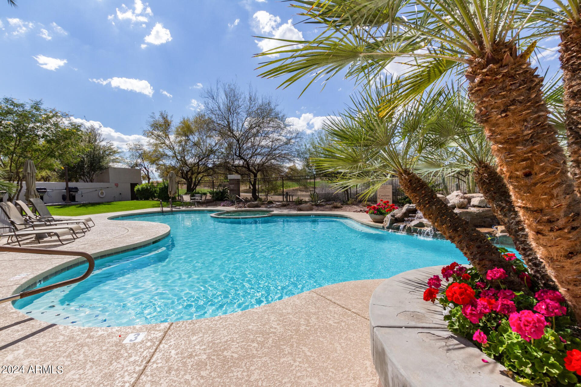 15802 N 71ST Street # 605