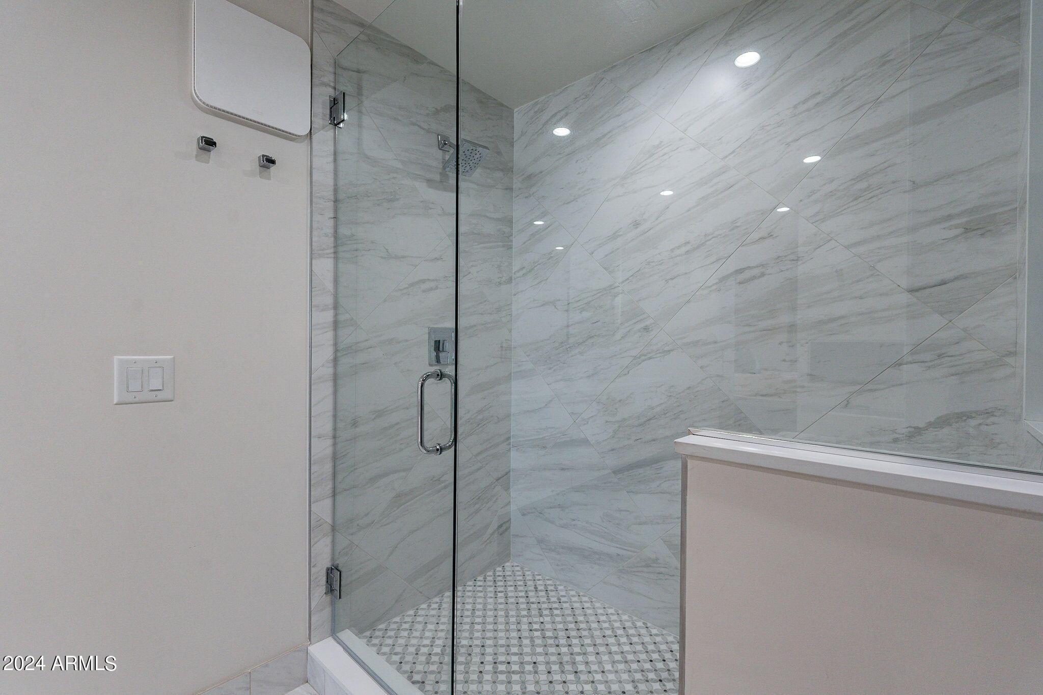 4422 N 75TH Street # 5011