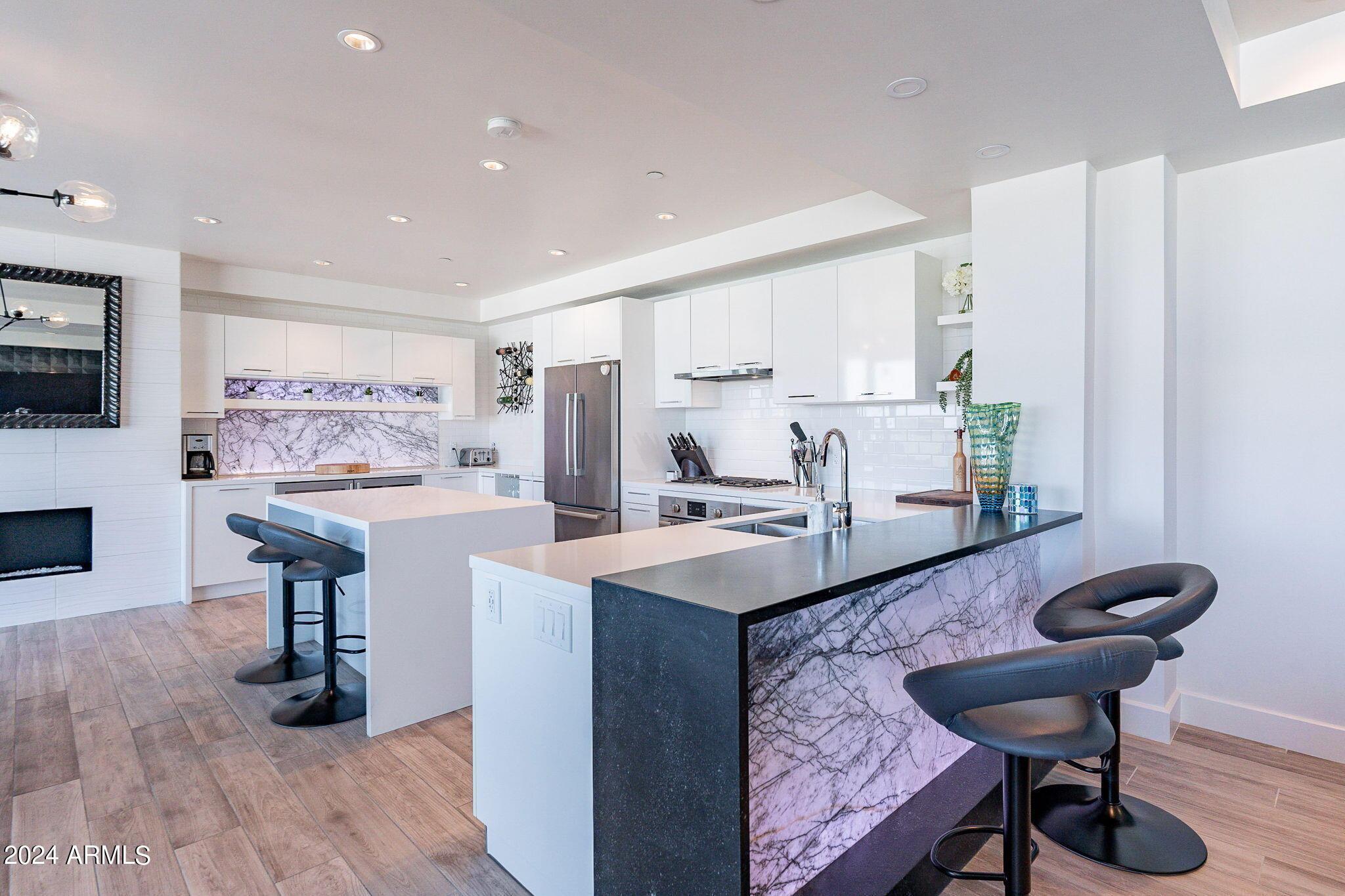 4422 N 75TH Street # 5011