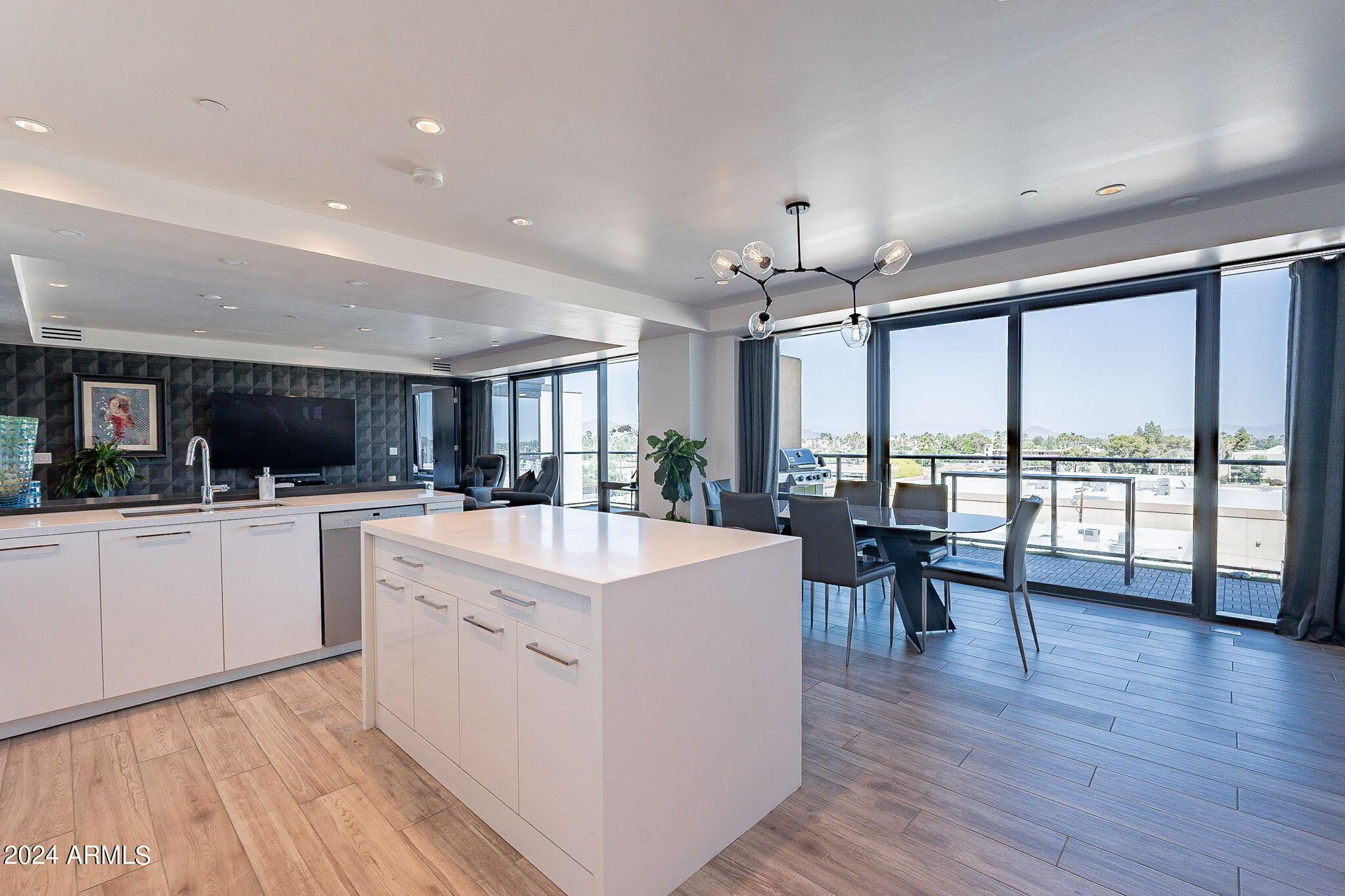 4422 N 75TH Street # 5011