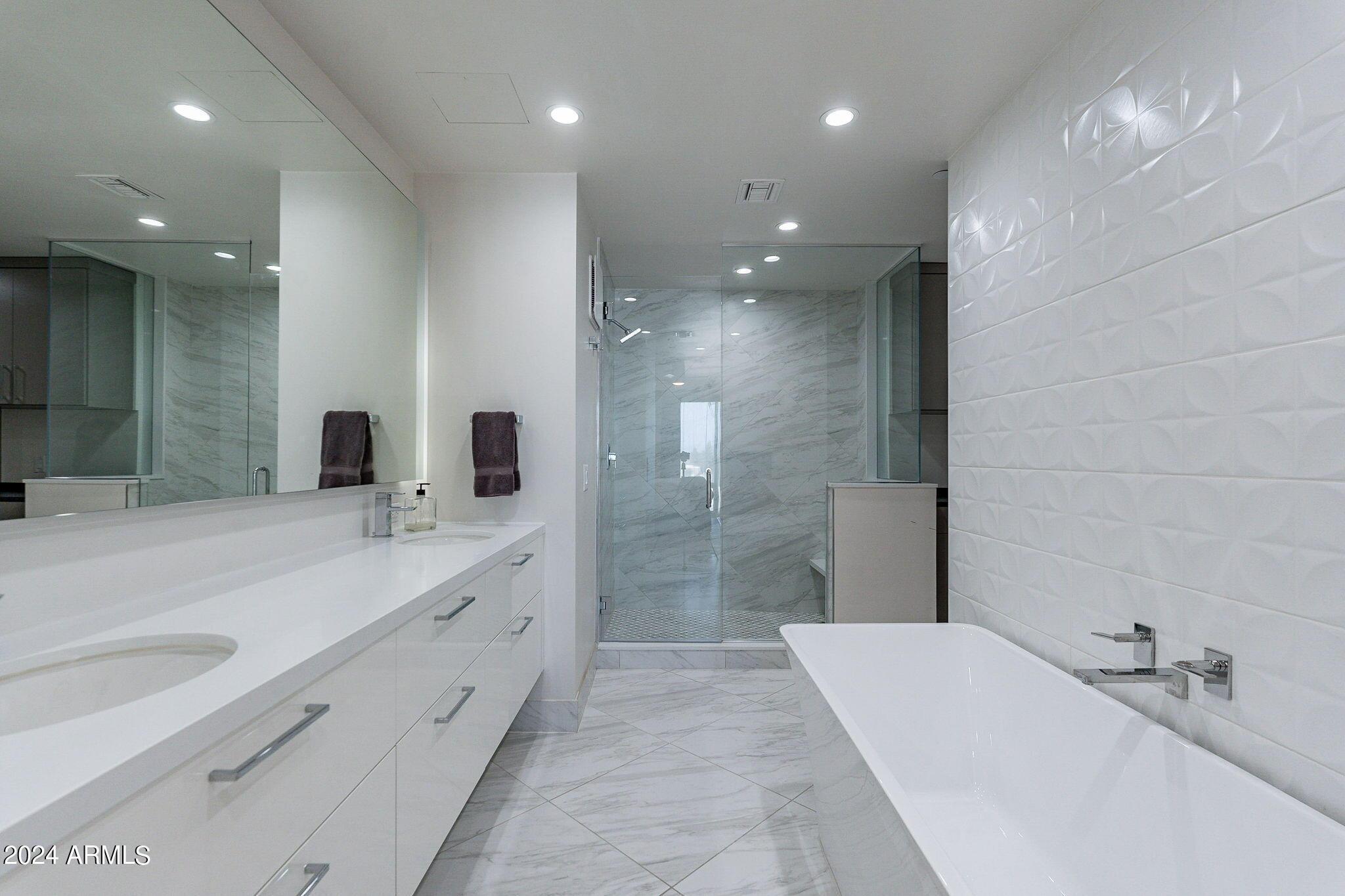 4422 N 75TH Street # 5011