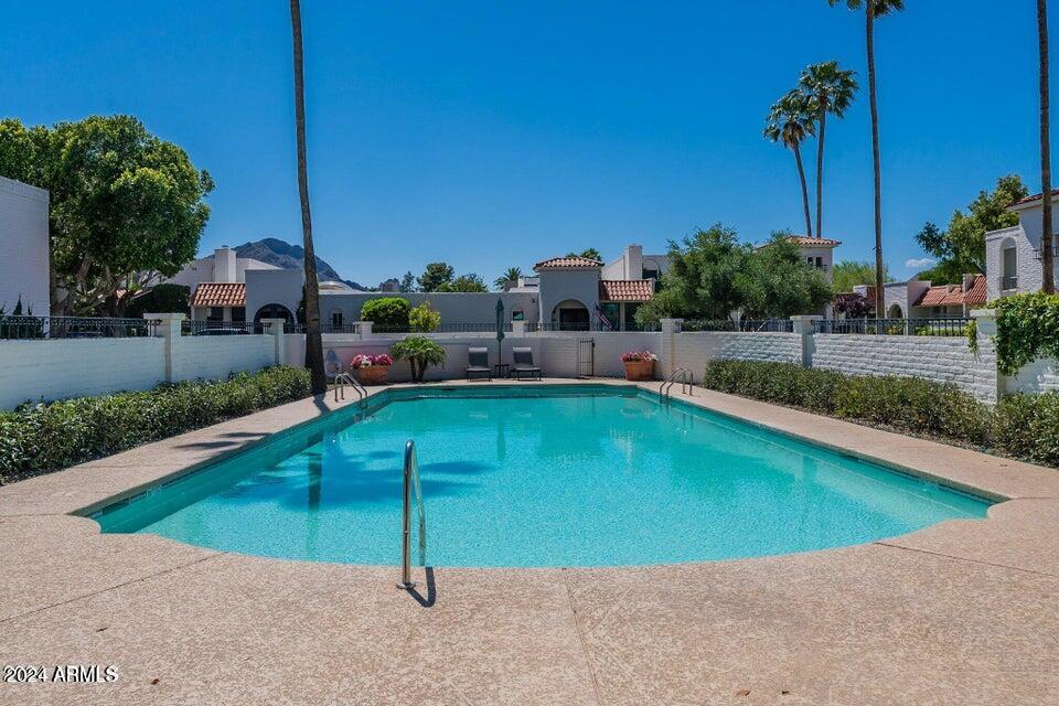 7151 E MCDONALD Drive