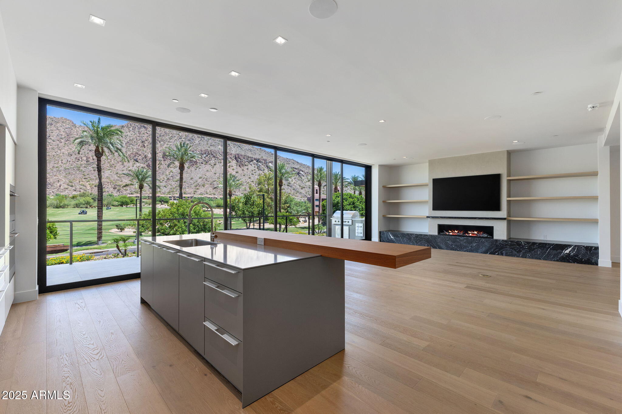 4575 N PHOENICIAN Boulevard, 2