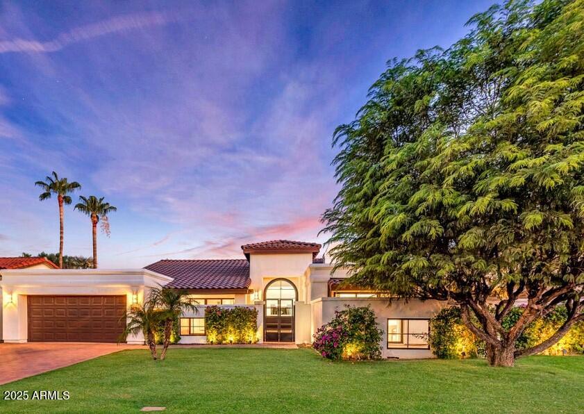 9675 E CINNABAR Avenue