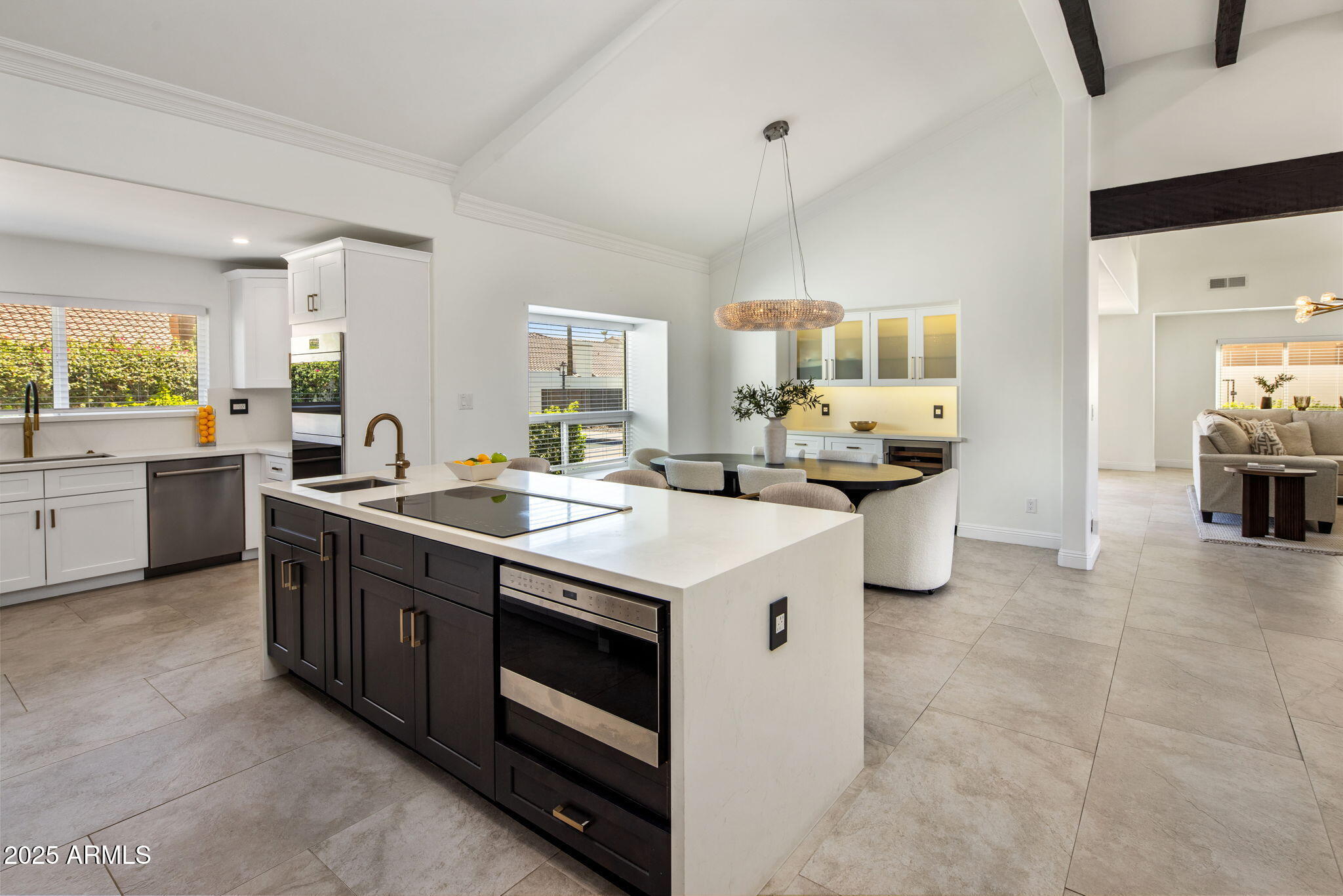 9675 E CINNABAR Avenue