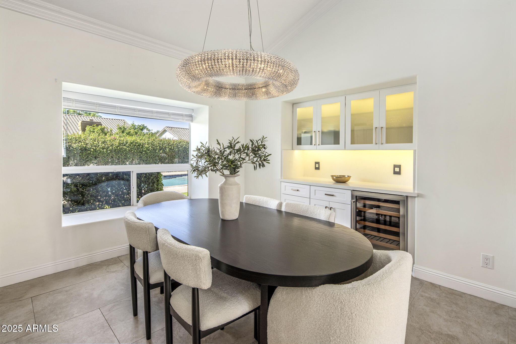 9675 E CINNABAR Avenue