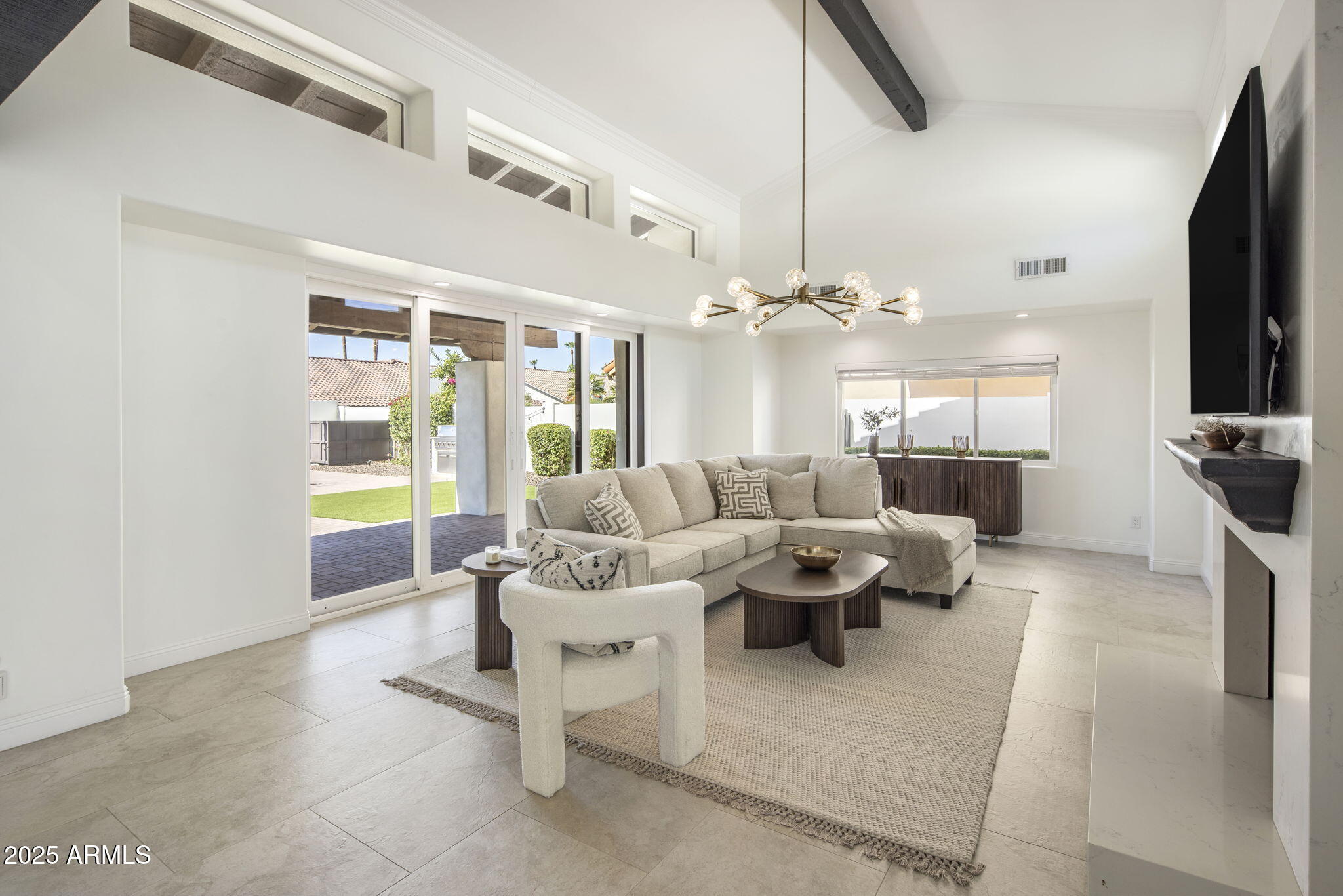 9675 E CINNABAR Avenue