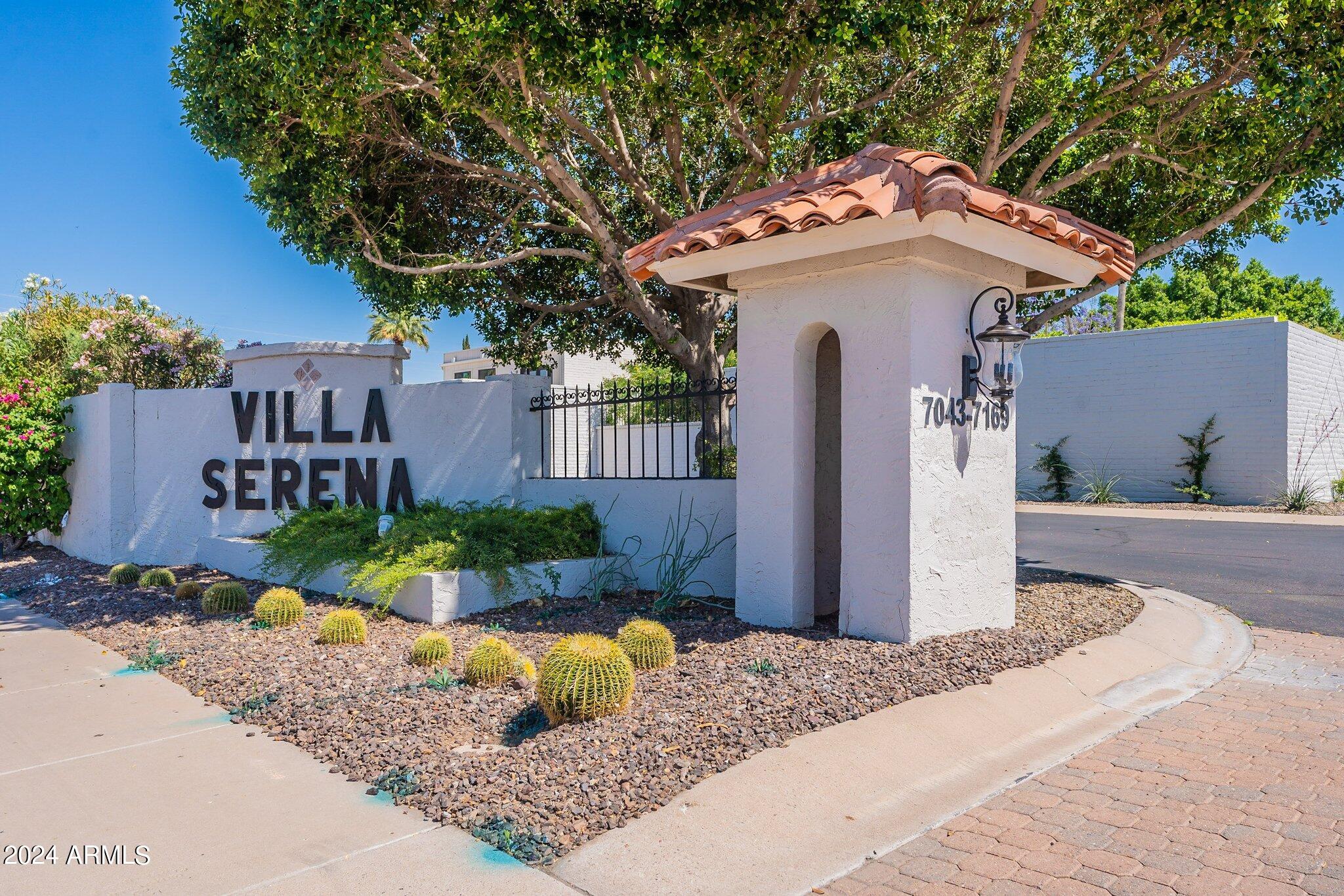 7113 E MCDONALD Drive