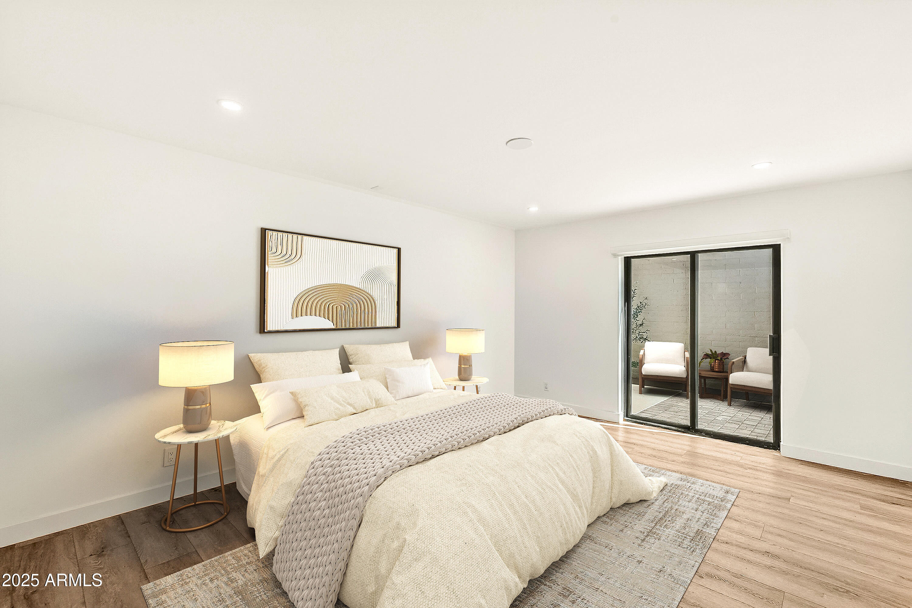 7113 E MCDONALD Drive