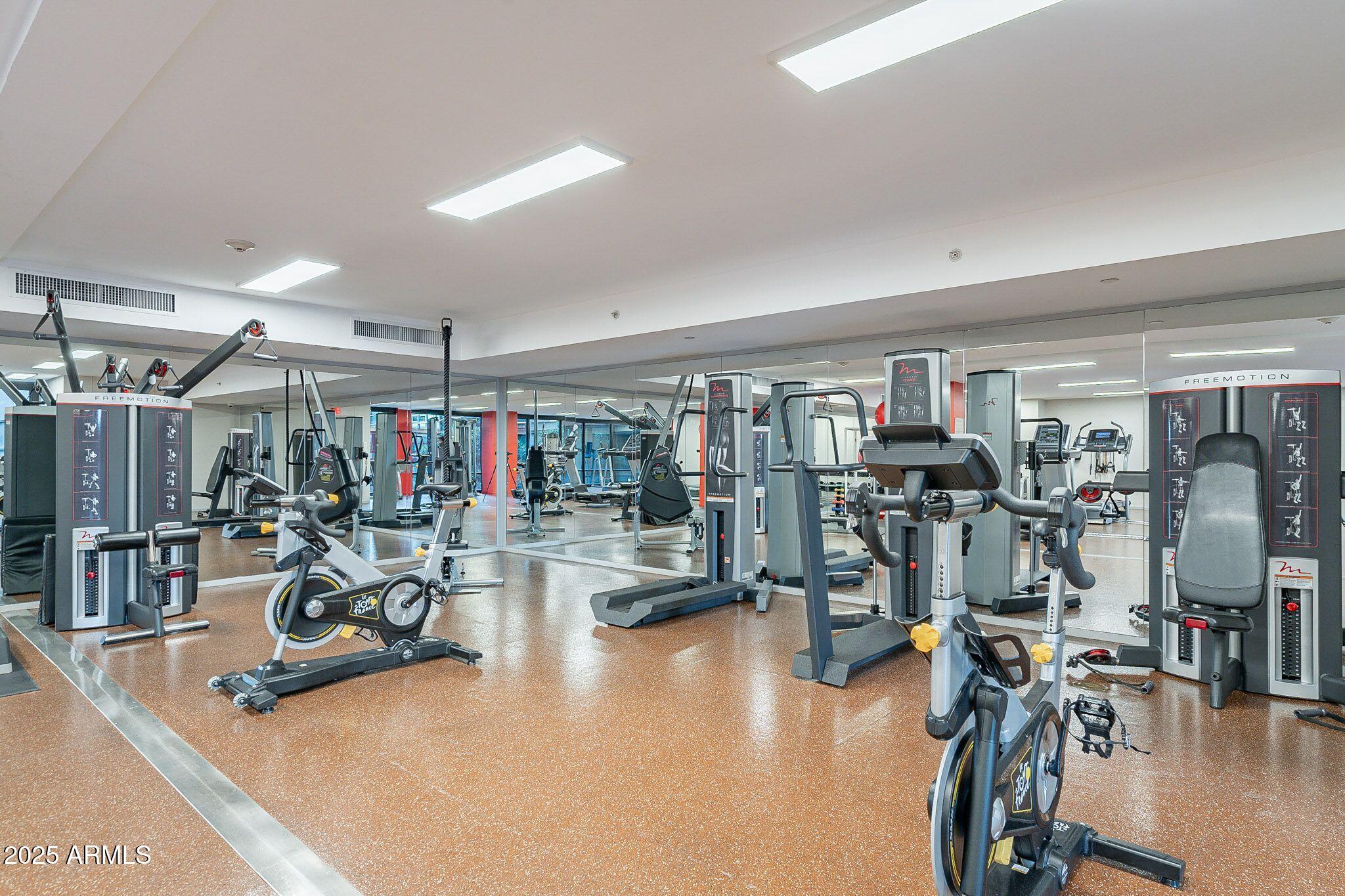 4808 N 24TH Street, 305