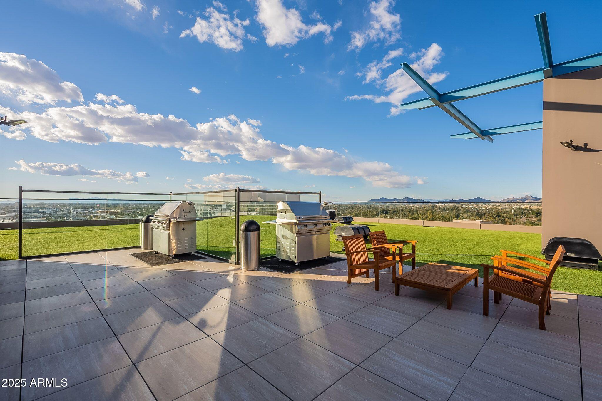 4808 N 24TH Street, 305