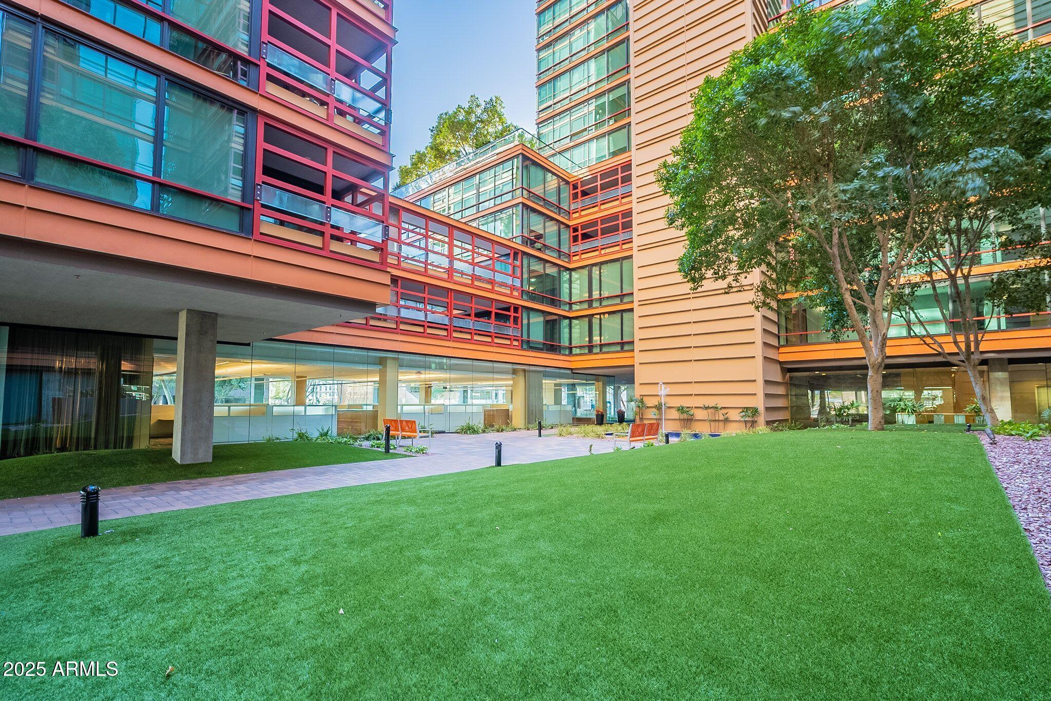 4808 N 24TH Street, 305